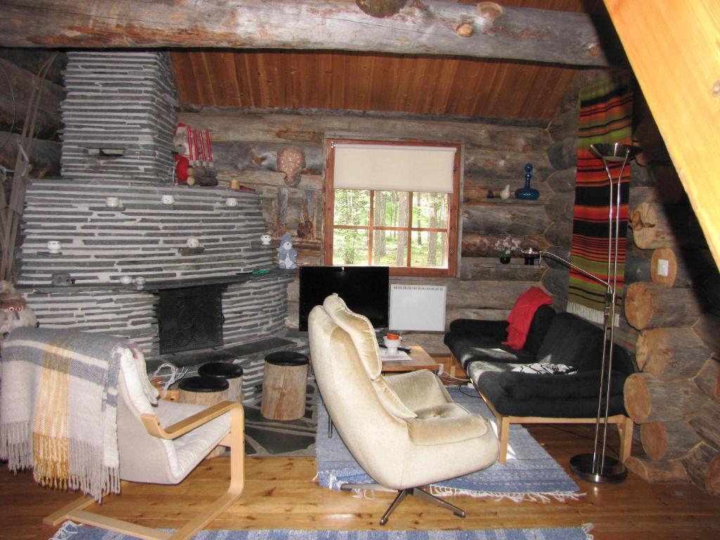 Äkäslompolo Lost Inn Cabins חדר תמונה