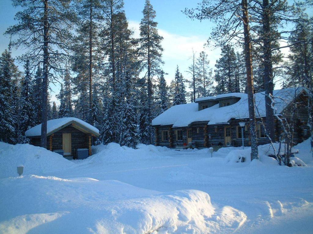 Äkäslompolo Lost Inn Cabins חדר תמונה