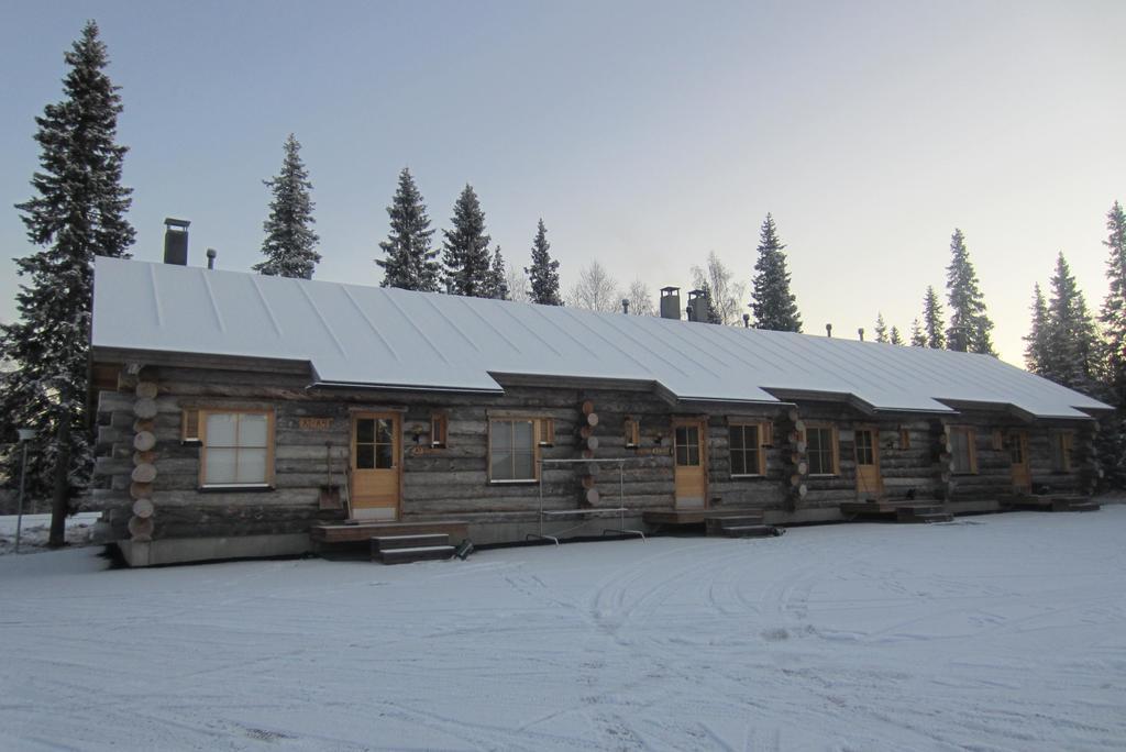 Äkäslompolo Lost Inn Cabins מראה חיצוני תמונה